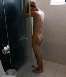 a look in the shower 5dae08e942a82.jpg