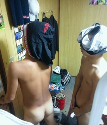 funny japanese boys 5dae0ae6de268.jpg