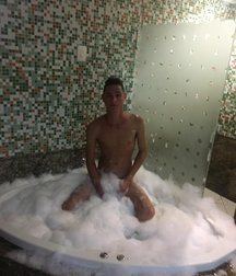 the soft delicate soap foam 5daf6166db874.jpg