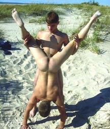 acrobatic positions 5db1e9de6fa69.jpg