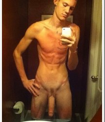 selfies in the mirror 5db1ebaa624d0.jpg