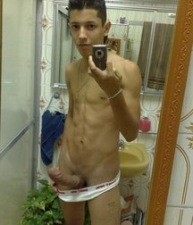 selfies in the mirror 5db1ebae9a9d8.jpg