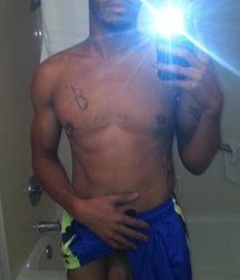 selfies in the mirror 5db1ebc3c7911.jpg