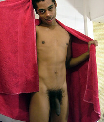 dry yourself boys well 5db356d73c0e2.jpg