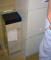I have to pee 5db3589b00179.jpg