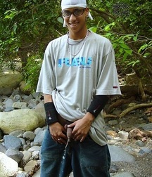 I have to pee 5db358a290947.jpg