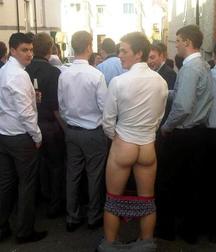 my friend's funny bottom 5db5a02767a18.jpg