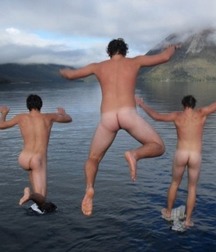 naked straight guys dive 5db5a14445c04.jpg