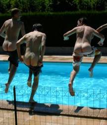 naked straight guys dive 5db5a1542ce80.jpg