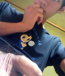 sexy asian guys 5db5f3d677b71.jpg
