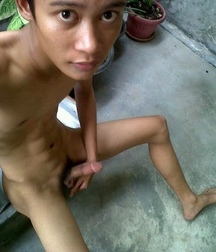 sexy asian guys 5db5f3ed1ee05.jpg