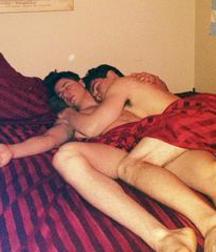 in bed to sleep with in friend 5db5f4fd259ec.jpg