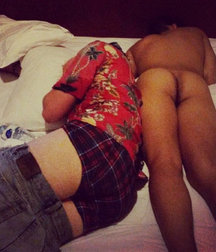 in bed to sleep with in friend 5db5f51455149.jpg