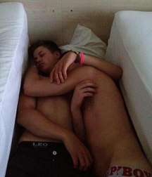 in bed to sleep with in friend 5db5f53a892c8.jpg
