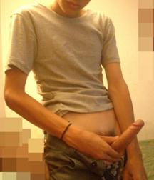 boys showing their cock 5db84e65830c7.jpg