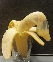 the unusual condom 5db84f692e89f.jpg