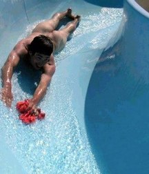 funny water 5dbb0212a37a6.jpg