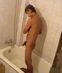 young boys in shower 5dbc5f3655195.jpg