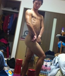 funny japanese straight boys 5dbc5fa6b8ac6.jpg