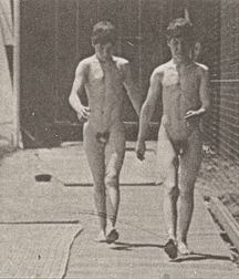 images from the past century 5dbc60d15e98c.jpg