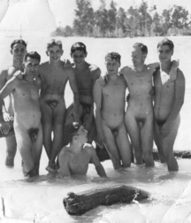 images from the past century 5dbc60d2ca580.jpg
