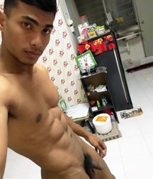 boys from India 5dbc614681b41.jpg