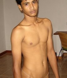 boys from India 5dbc61790eb7b.jpg