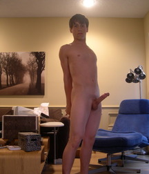 cute naked boys 5dbd864735ca9.jpg