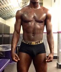 beautiful black guys 5dbe995fea6f4.jpg