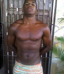 beautiful black guys 5dbe996dd85fc.jpg