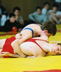 the boys fight 5dbe99e7d3e9d.jpg