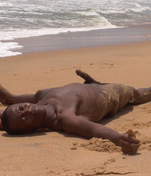 between the earth and the sea 5dc2fdb22f058.jpg