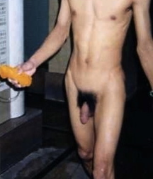 straight japanese boys 5dc44dbe23f3c.jpg