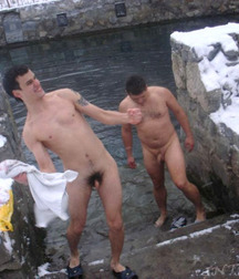 naked boys in the icy water 5dc564d0628e0.jpg