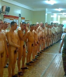 strange platoon of Russian soldiers 5dcb26b879a3d.jpg