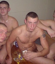 strange platoon of Russian soldiers 5dcb26c790013.jpg