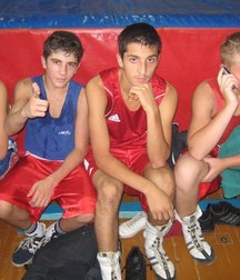 sports boys 5dcb273f6013b.jpg
