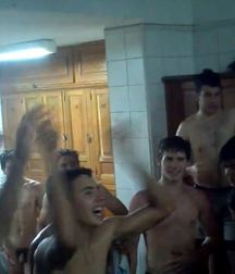 boys in the locker room 5dcb28bc55410.jpg