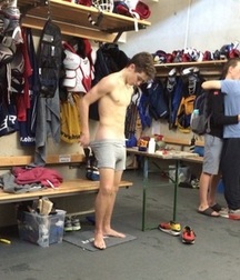boys in the locker room 5dcb28daf0dfe.jpg