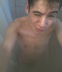 boys taking showers 5dcbf2b795edf.jpg