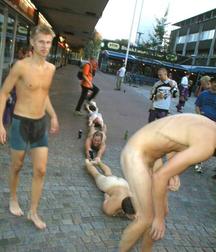 straight boys are fun 5dcd93c589540.jpg