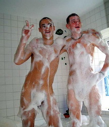 the soft foam of soap 5dd036e4b6aad.jpg