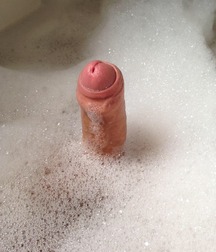 the soft foam of soap 5dd036ebeafe1.jpg