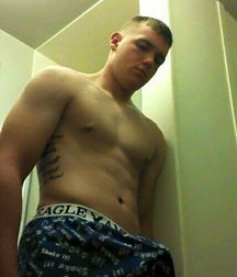 opss !. the hidden erection 5dd1447c83db0.jpg