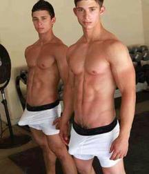 opss !. the hidden erection 5dd1448aa9adb.jpg