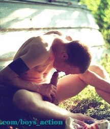 self sucking 5dd4df28e36fd.jpg