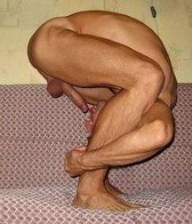 self sucking 5dd4df31cc02e.jpg