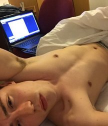 boys sexy 5ddd4dfbb2d10.jpeg