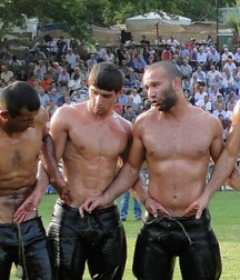 turkish-wrestler 5ddd5029079f8.jpg