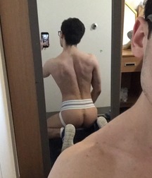 selfies  5ddeb40918c13.jpg